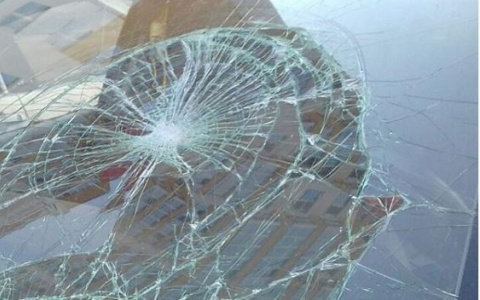 "Вандалы поорудовали": пензенцу ночью изуродовали автомобиль