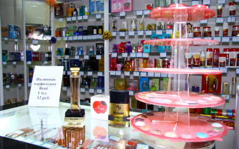 Под суд из-за флакончика духов: в Пензе 23-летняя девушка не смогла оплатить покупку