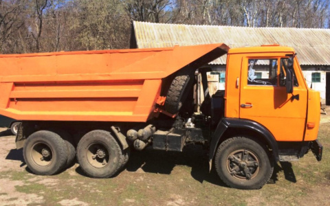 В Пензе на улице Ленина украли оранжевый «КАМАЗ»