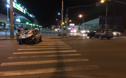 "Ужасное зрелище": в Пензе ночью произошла автокатастрофа