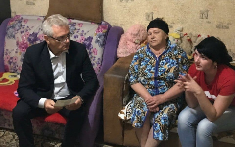 Губернатор в семье погибшего в Чемодановке: " Возьмем на себя все расходы по организации похорон"