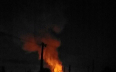 В селе Пензенской области горит цыганский посёлок?