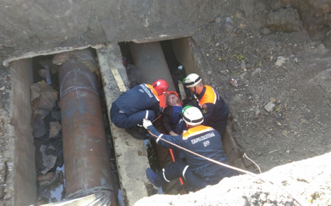 В центре Пензы мужчина рухнул в котлован