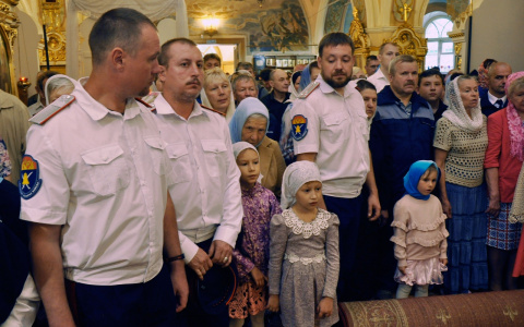 «Кто говорит, что это мракобесие, сами ему подчиняются»: протоиерей Иоанн Яворский о детском крестном ходе