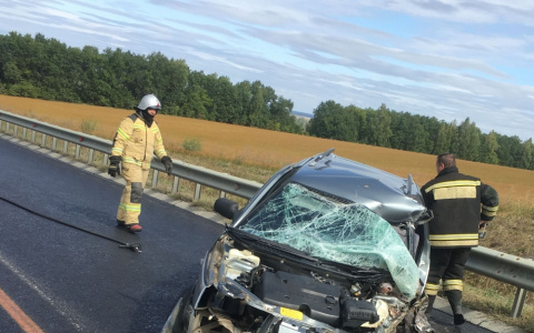 Пензенские спасатели "разобрали" последствия страшного ДТП на трассе