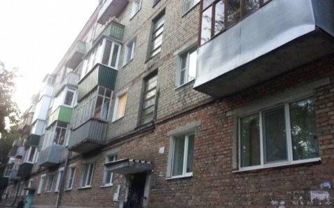 Застряла на балконе: спасатели выезжали на помощь пензячке