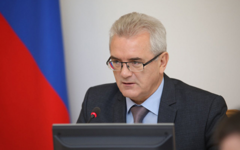 "Как сводка с фронта": Губернатор высказался о смертельном ДТП, в котором погибла семья под Пензой