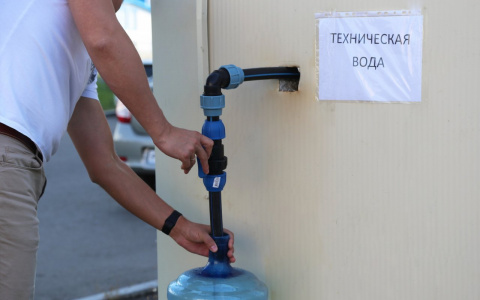 Компания «Термодом» организовала бесплатную выдачу воды всем жителям Спутника