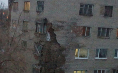 Полуразваленные дома в пензенской Заре признали пригодными для проживания