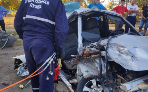 Девушку зажало в груде металла: пензенские спасатели выезжали на место ДТП