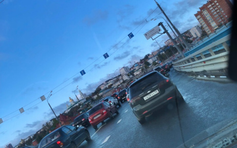 "На мосту из ГПЗ теперь треш: жители и губернатор о ремонте Бакунинского моста в Пензе