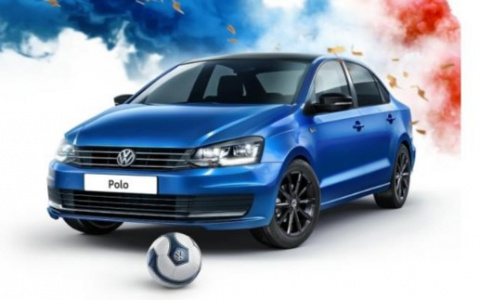 Нельзя остаться в стороне, когда все крутится вокруг футбола