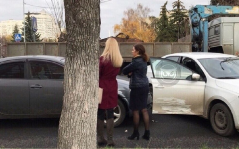 В Пензе на улице Максима Горького произошла авария