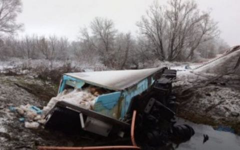 "На фуре улетел с моста": в страшной аварии в Башкортостане погиб пензенец