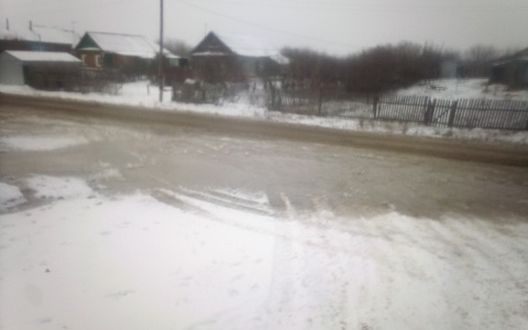 Из-за полумиллионного долга в пензенском селе не могли заделать порыв