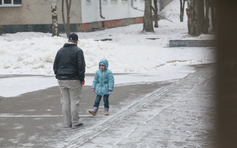 Пусть дети ничего не берут! Пензенцев предупреждают о смертельном угощении