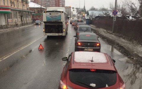 На улице Урицкого в Пензе образовалась «пробка»