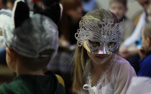 В такой маске ребенок может задохнуться: пензенцев предупреждают о выборе новогоднего костюма