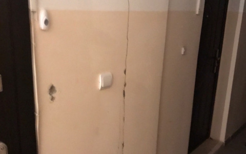 Пензенская "управляйка" узнала о трещинах в стенах дома только из соцсетей