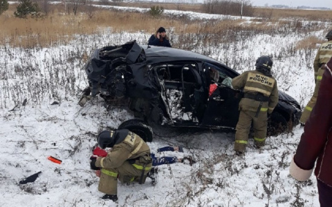В ГИБДД сообщили подробности об ужасной аварии в Кузнецком районе