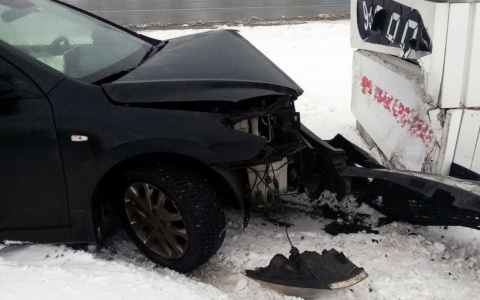 «В машине был ребенок и пожилая женщина»: пензячка сообщила о страшной аварии под Пензой