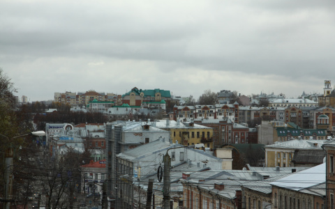 Загадочный случай в Засечном: из окна многоэтажки выпал пензенец с 3-летней дочкой