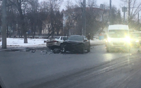 ГИБДД сообщила подробности массового ДТП на улице Гагарина