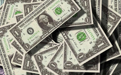 Что будет с пензенцами после падения рубля? - рассказывает специалист