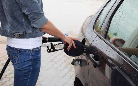 Новые цены на бензин после обвала рубля: пензенских водителей удивили власти