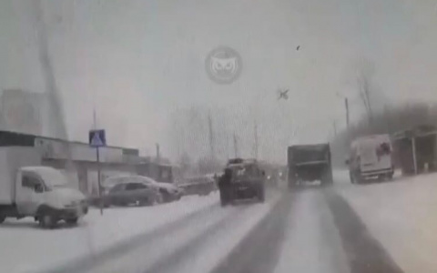 В Пензе водитель сбил пешехода - видео