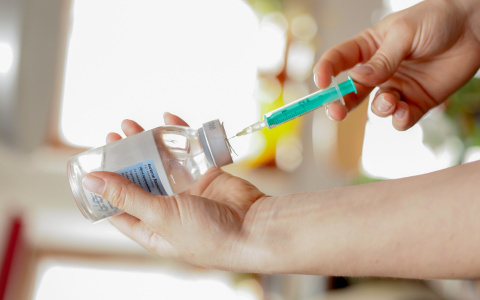 Врачи назвали лекарства для "аптечки" во время эпидемии коронавируса