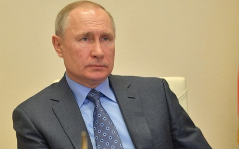 Путин объявил нерабочие дни до конца месяца в стране