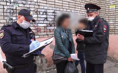 «Я хотела выйти на работу»: в Пензе две девушки пытались бежать из дома на карантине