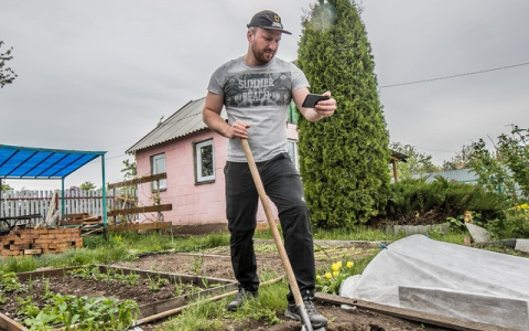 Известный блогер рассказал, как он зарабатывает на удаленке и что ему удалось сделать