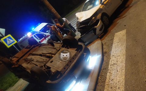 Ночной кошмар: в Пензе два автомобиля раскурочило в жутком ДТП - фото