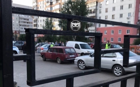 "Ребенка увезла реанимация": в пензенском дворе сбили мальчика