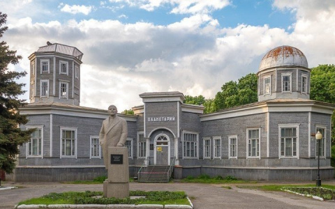 Правительство РФ выделит деньги на планетарий: пензенцы просят оставить его деревянным