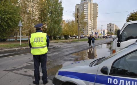 Около детской железной дороги иномарка сбила 16-летнюю пензячку