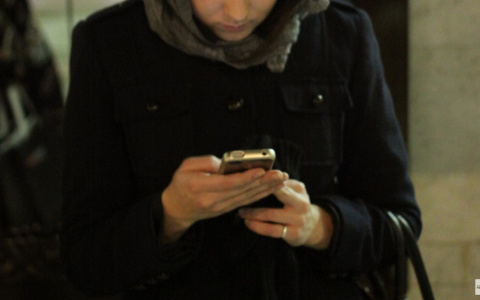 Пензячка ради матпомощи наврала коллегам о смерти своего отца