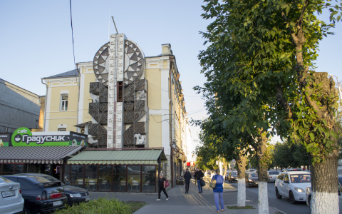 В Пензе арт-объект «Градусник» начнет светиться и показывать температуру