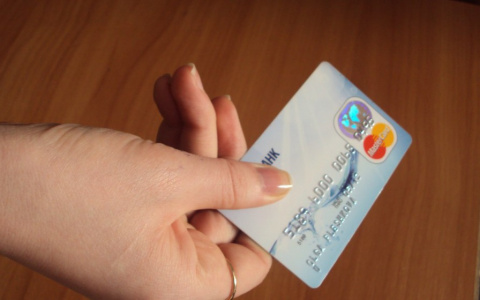 Посочувствовавшего чужой беде жителя Бессоновки обманули на 17 тысяч рублей