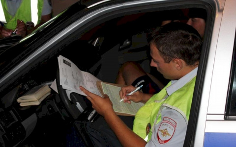 За пьяное вождение жителя Сосновоборского района лишили свободы на год