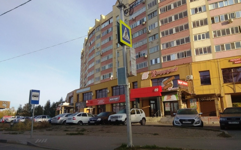 На улице Антонова поставят светофор