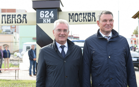 На станции «Белинская»  USB-разъемы установлены на каждом сиденье