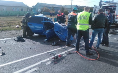 В Пензенской области столкнулись фура и «Лада», погиб человек