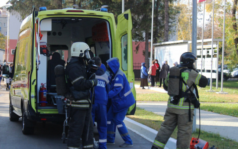 МЧС спасли от огня Пензенскую областную станцию скорой помощи