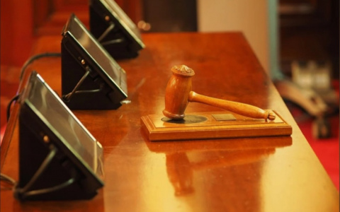 Жительницу Кузнецка оштрафовали на круглую сумму за несданный тест на коронавирус