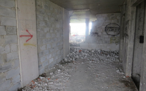 В Пензе подросток получил сильный ожог рук и головы, спиливая провода ножовкой