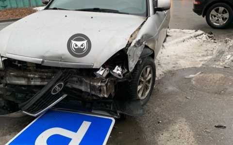 В Пензе столкнулись два автомобиля: есть пострадавшие