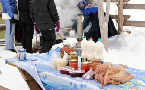 Перечислены части курицы, которые нельзя есть